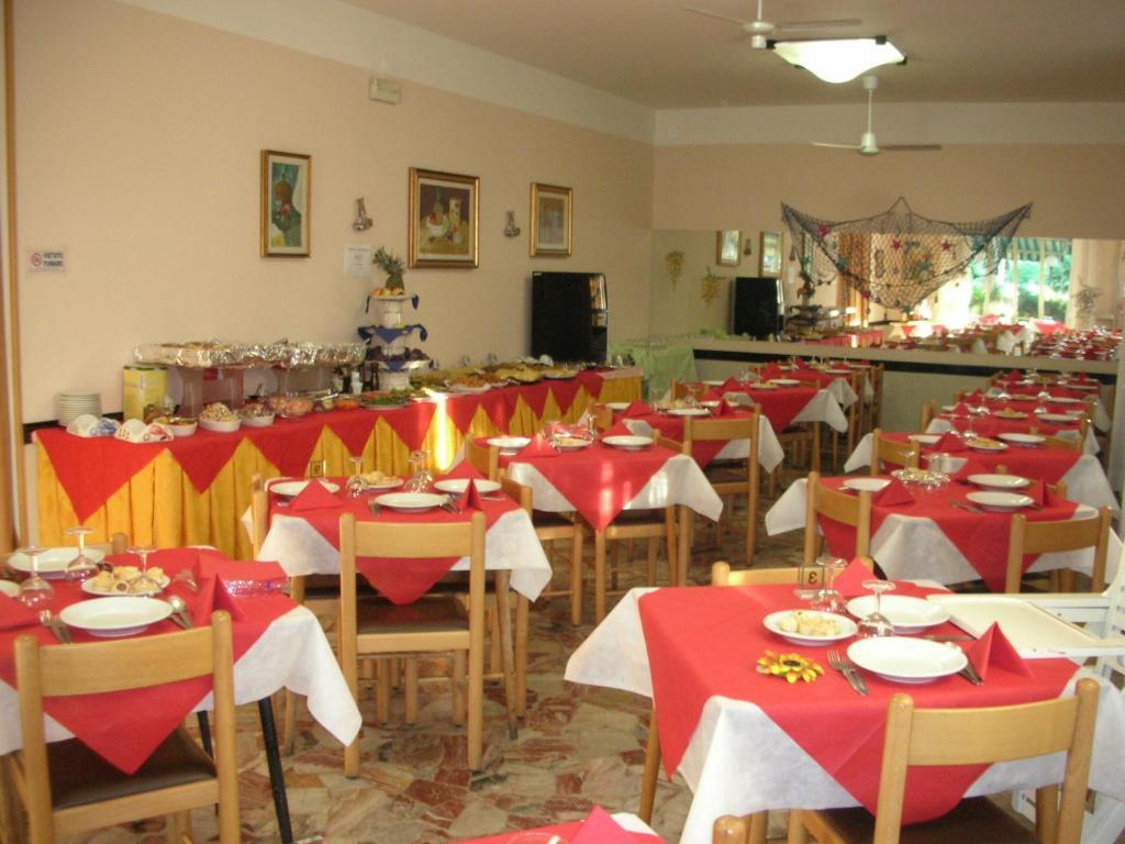 Hotel Leda Rimini Eksteriør bilde
