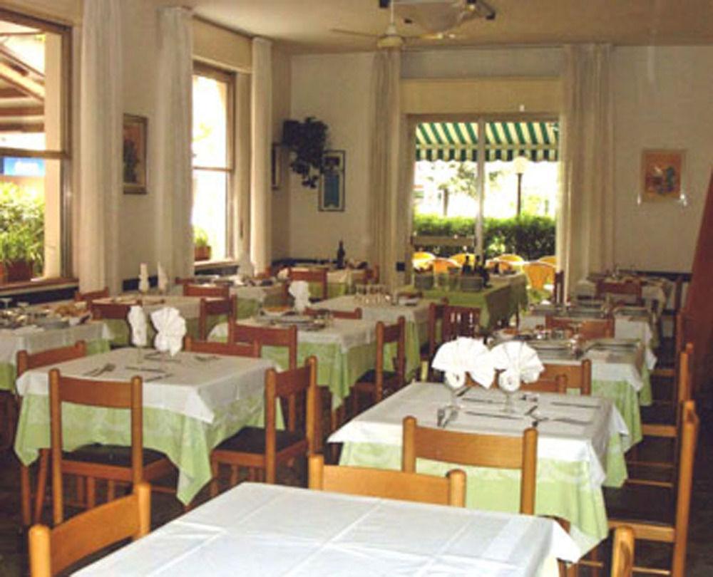 Hotel Leda Rimini Eksteriør bilde
