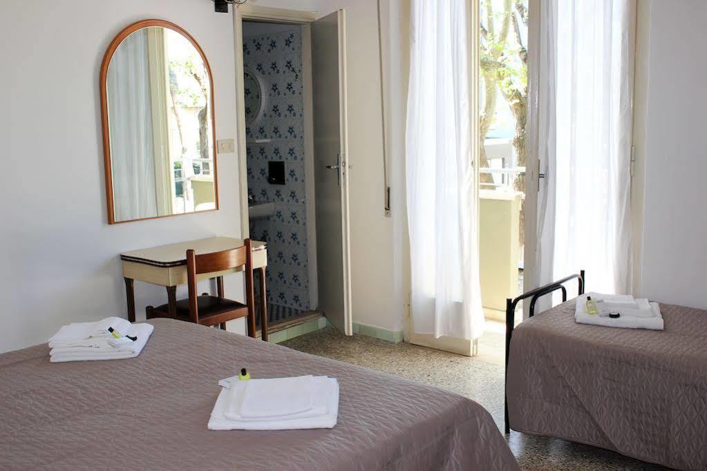 Hotel Leda Rimini Eksteriør bilde