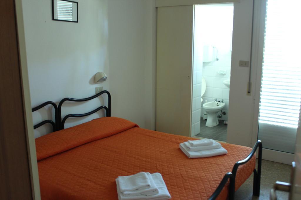 Hotel Leda Rimini Eksteriør bilde